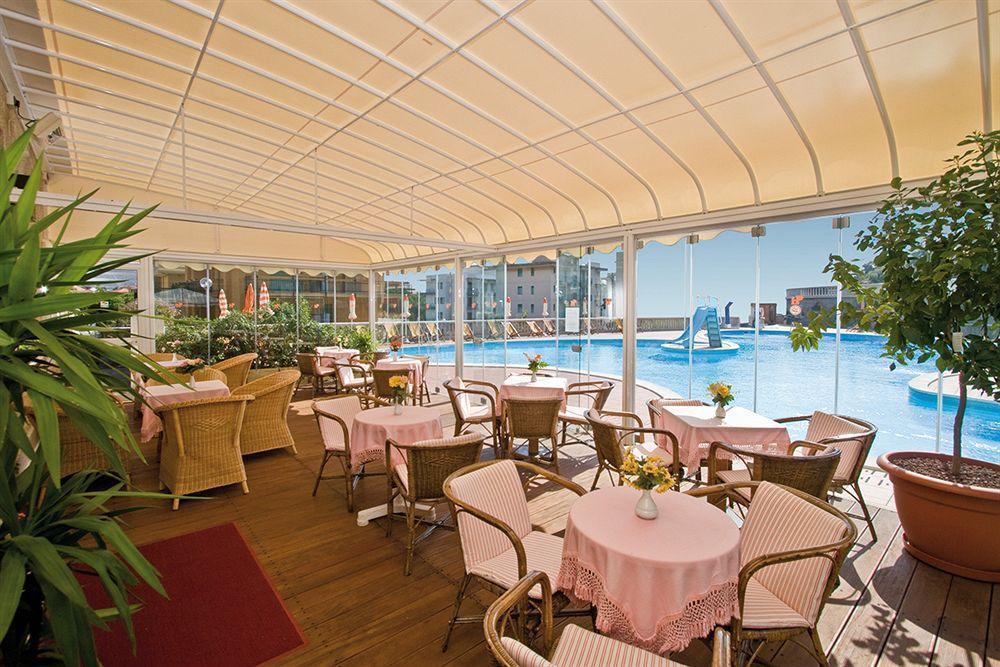 Hotel Paco Пиетра Лигуре Екстериор снимка
